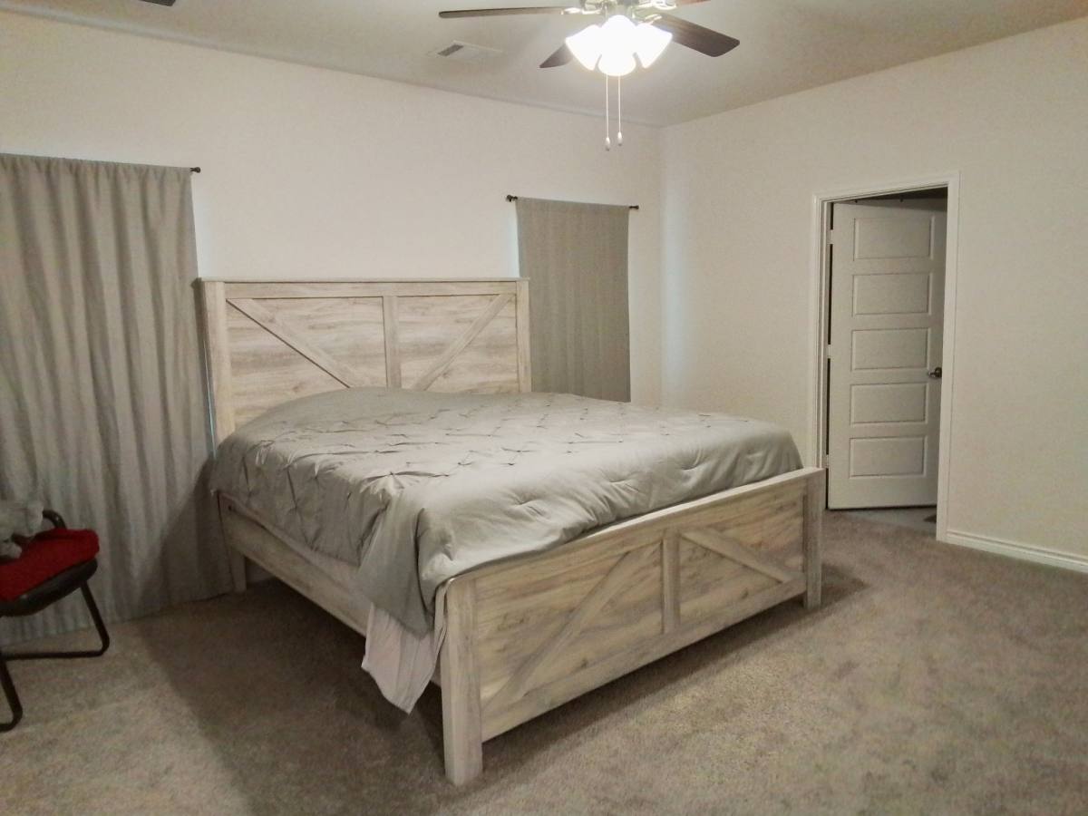 House for rent at 9712 Quail Pointe Rd, Aubrey, TX 76227
