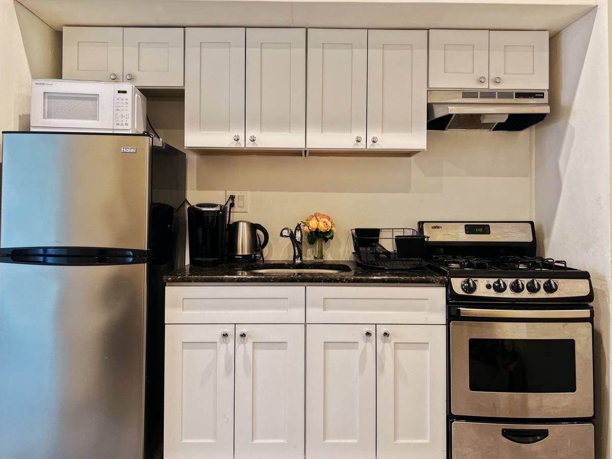 Apartment for rent at 2402 Spruce St #1F, Philadelphia, PA 19103