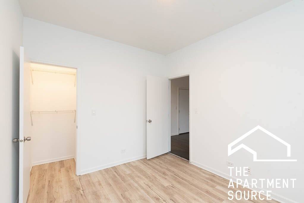 Apartment for rent at 5054 N Winthrop Ave #313, Chicago, IL 60640