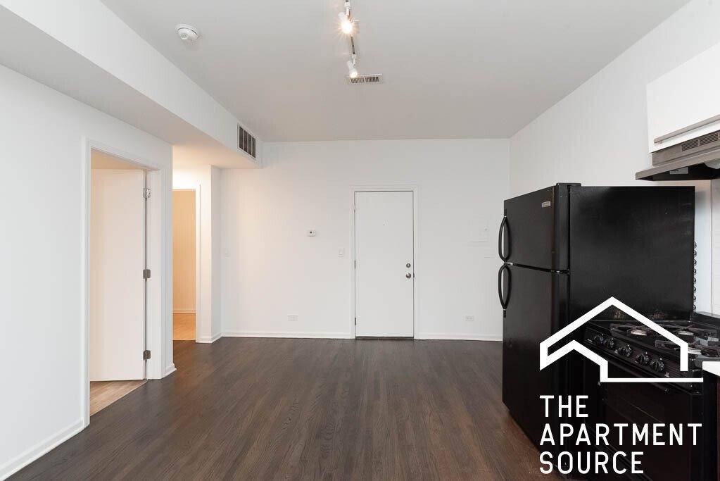 Apartment for rent at 5054 N Winthrop Ave #313, Chicago, IL 60640