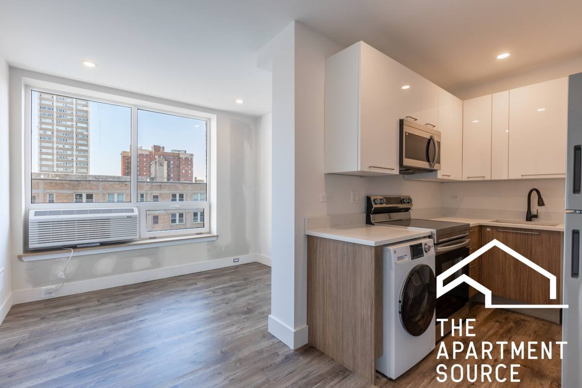 Apartment for rent at 941 W Carmen #103, Chicago, IL 60640