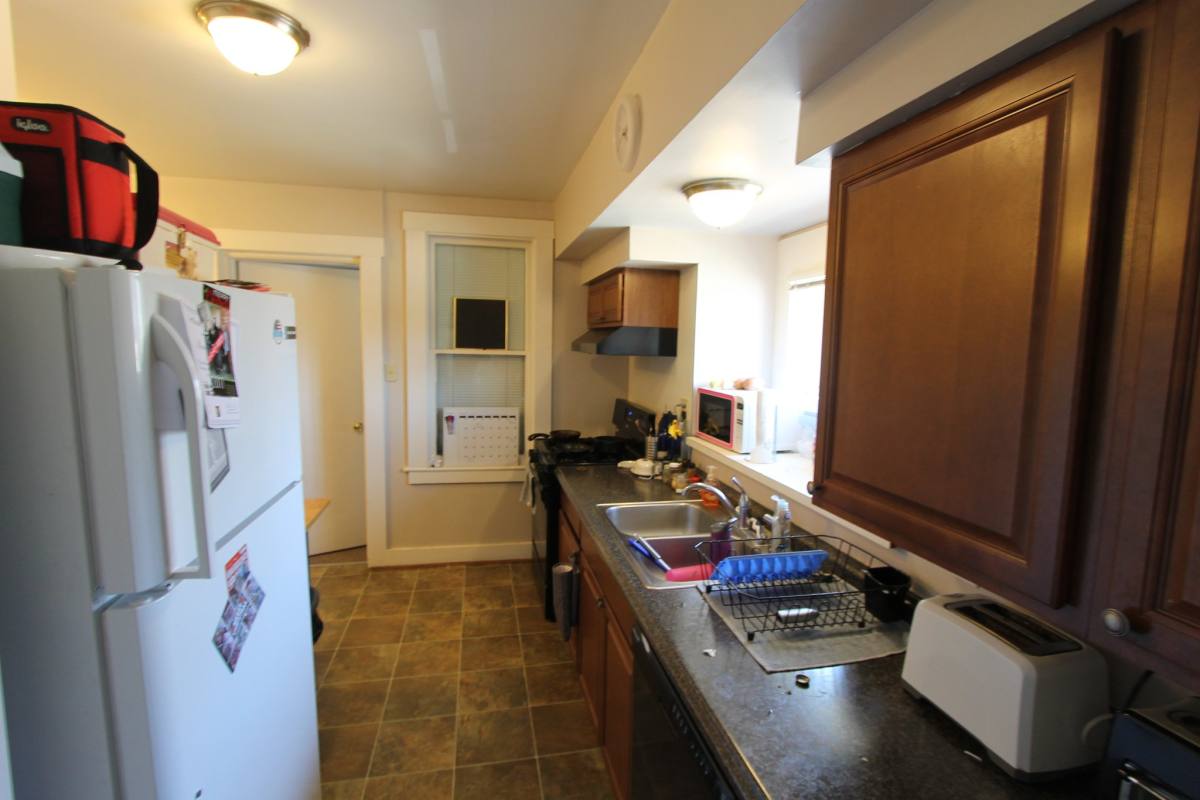 Apartment for rent at 1325 Packard St #2, Ann Arbor, MI 48104