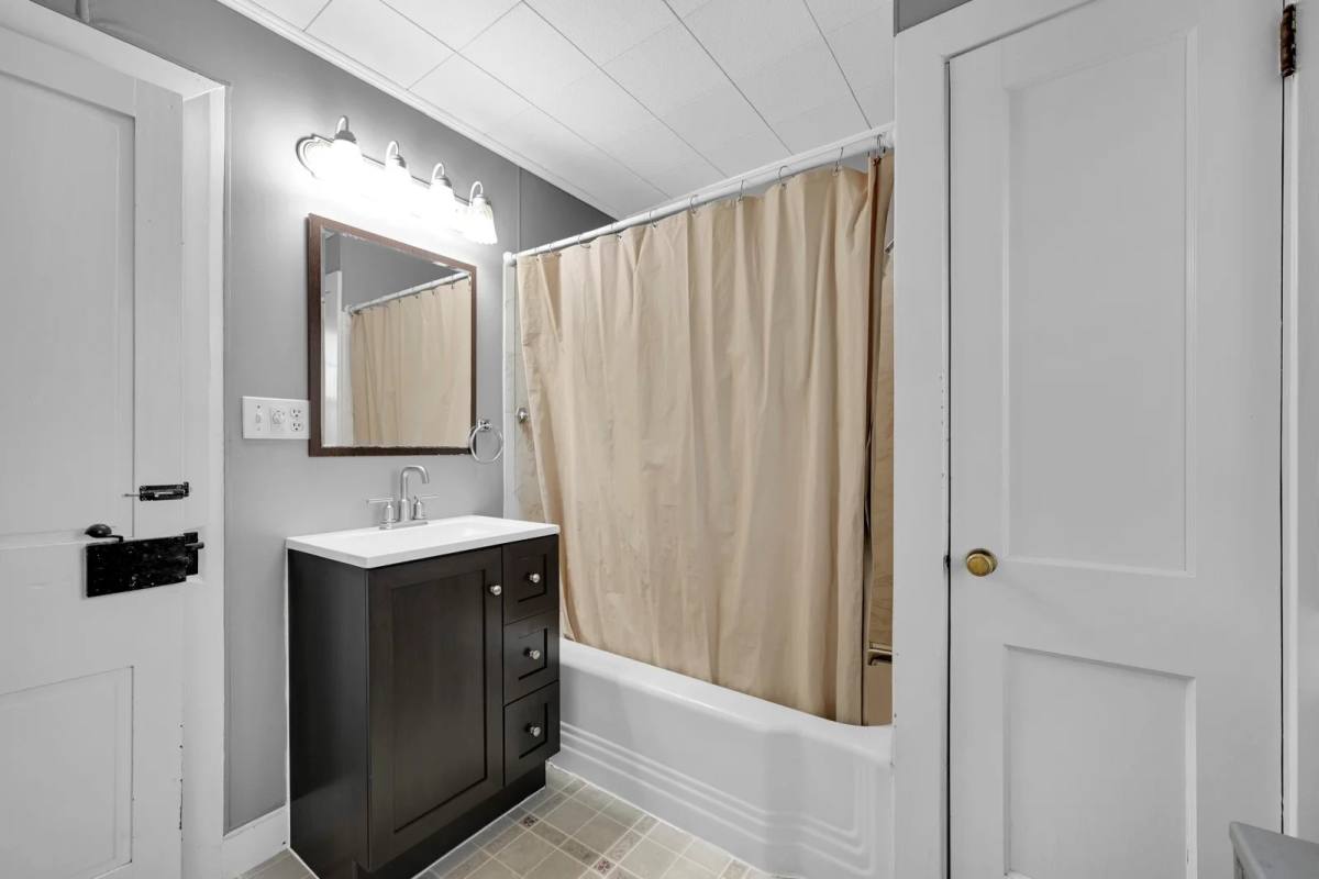 Apartment for rent at 705 Schaeffer Rd, Lebanon, PA 17042