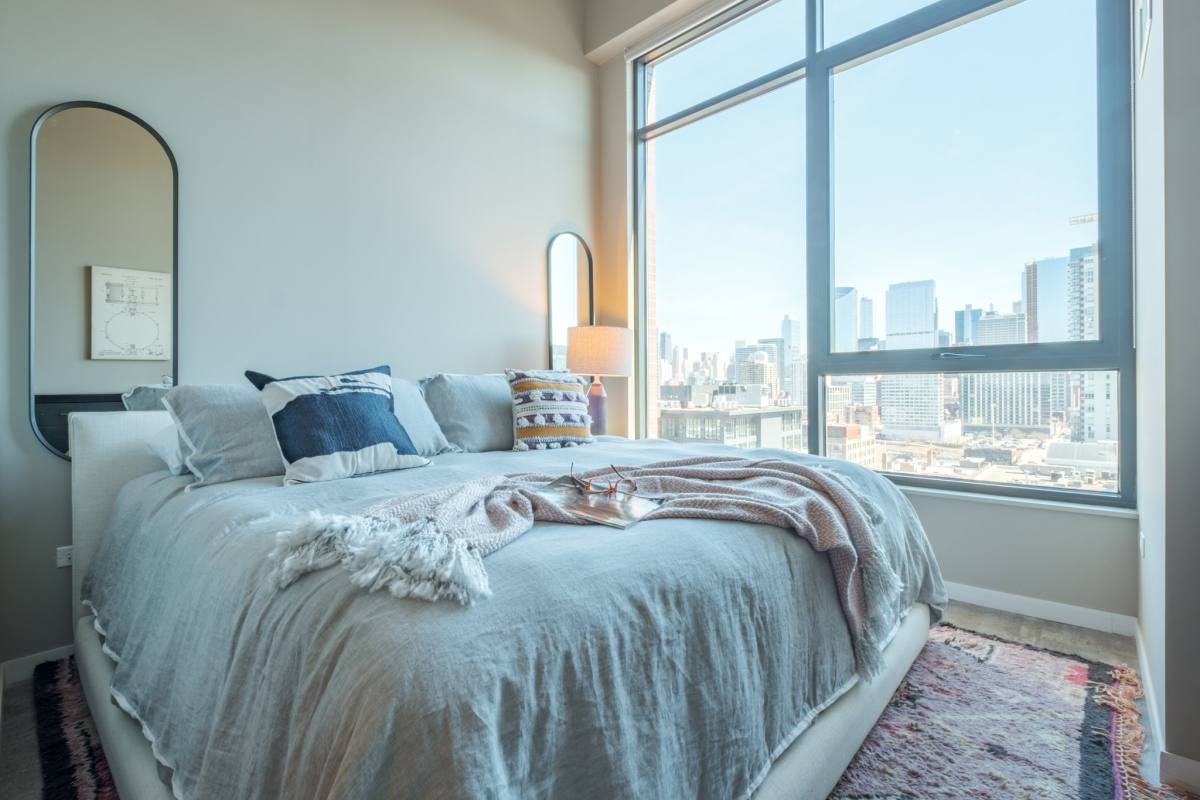 Apartment for rent at 952 W Washington Blvd, Chicago, IL 60607