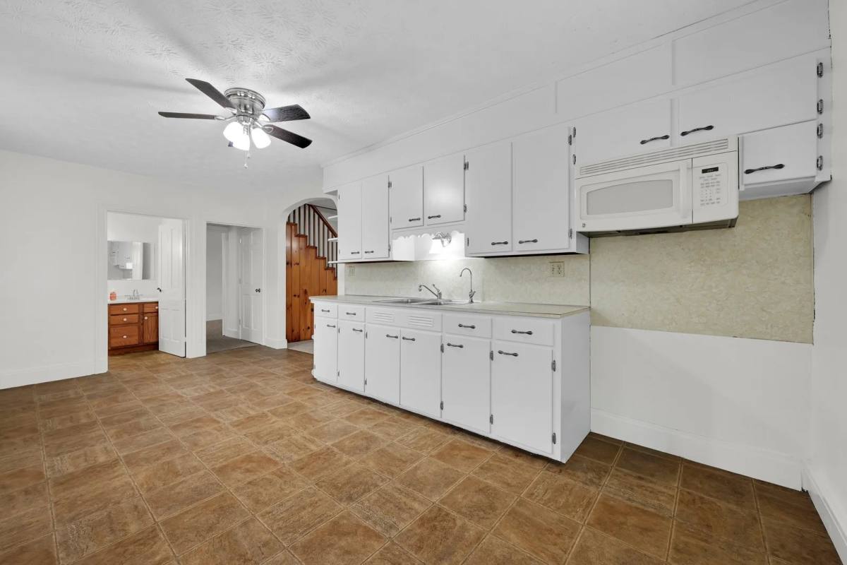 Apartment for rent at 709 Schaeffer Rd, Lebanon, PA 17042