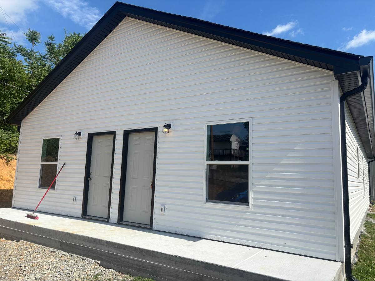 Apartment for rent at 114 Bluff Rd #1, Carthage, TN 37030