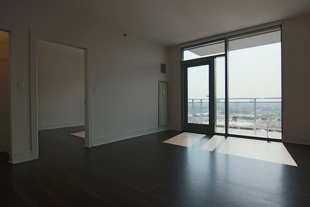 Apartment for rent at 1443 N Halsted St, Chicago, IL 60642