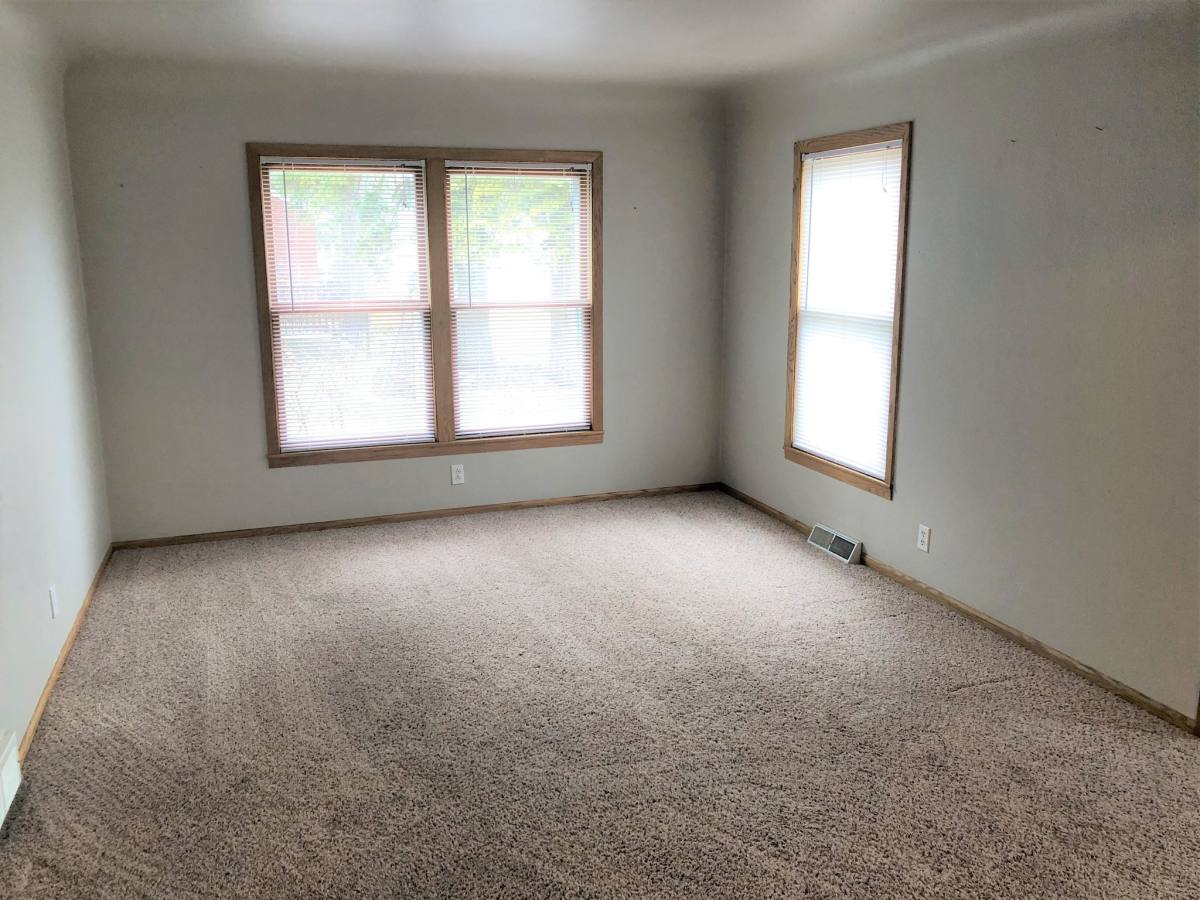 House for rent at 909 N Ave, Sheboygan, WI 53083