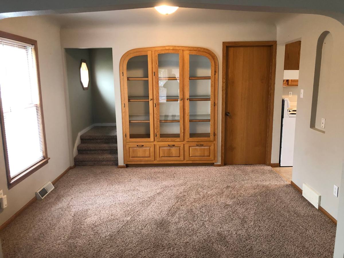 House for rent at 909 N Ave, Sheboygan, WI 53083