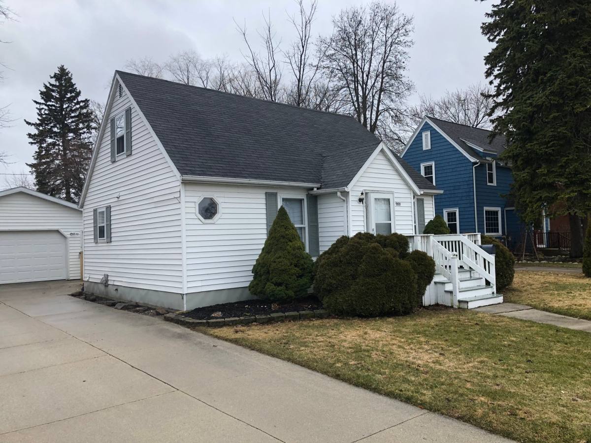 House for rent at 909 N Ave, Sheboygan, WI 53083