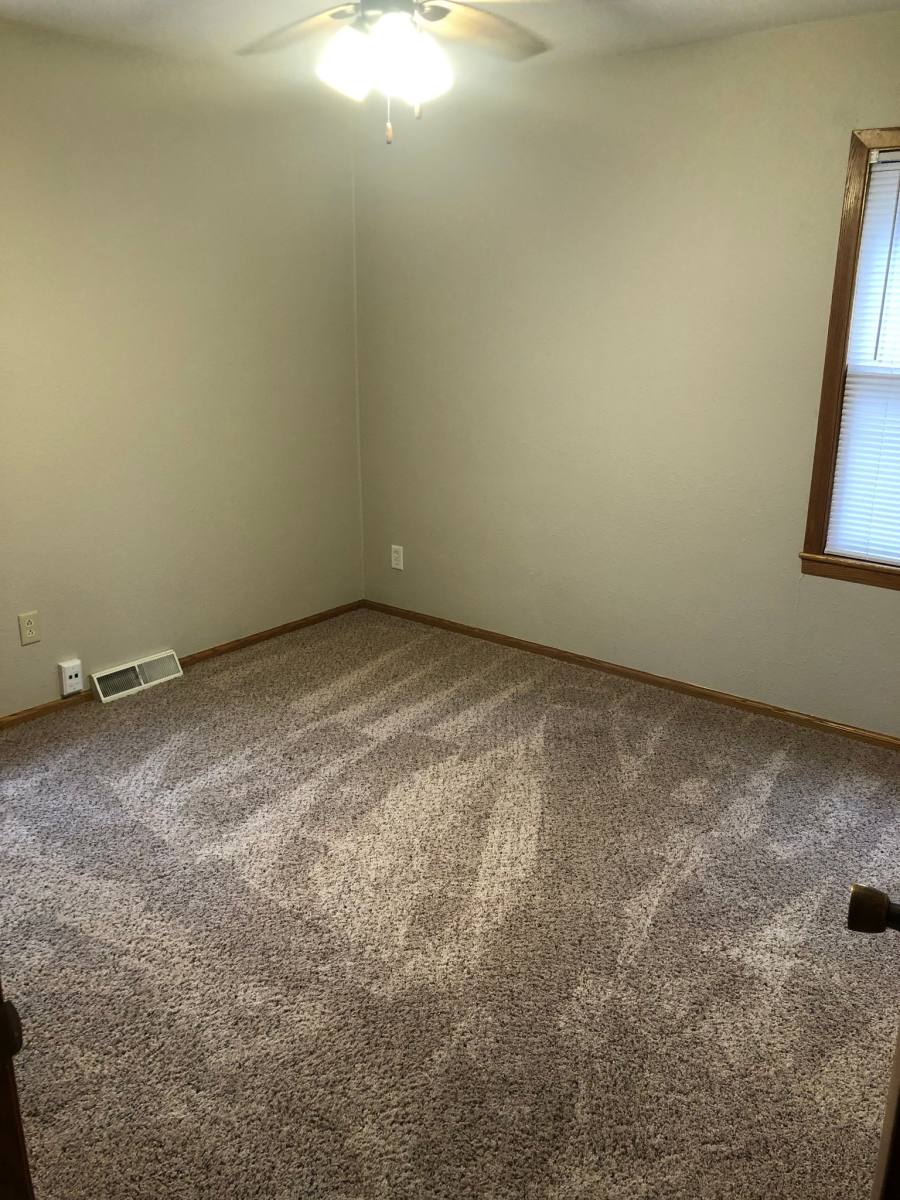 House for rent at 909 N Ave, Sheboygan, WI 53083