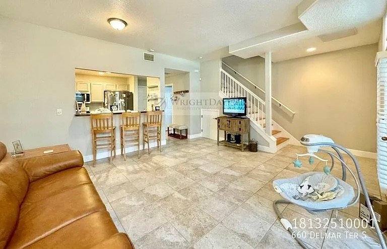 Townhouse for rent at 660 Delmar Terrace S, Saint Petersburg, FL 33701