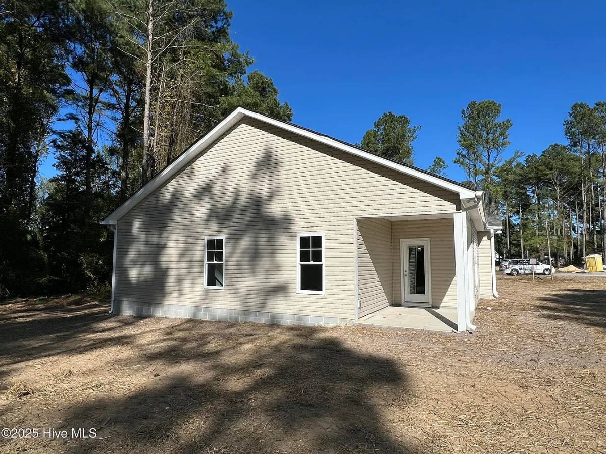 House for rent at 403 Creeks Edge Dr, Pikeville, NC 27863