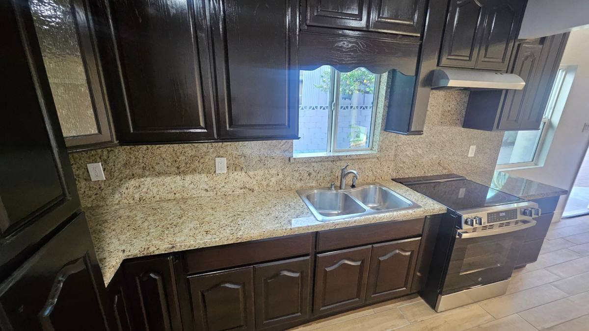 Apartment for rent at 1119 S Chester Ave, Compton, CA 90221