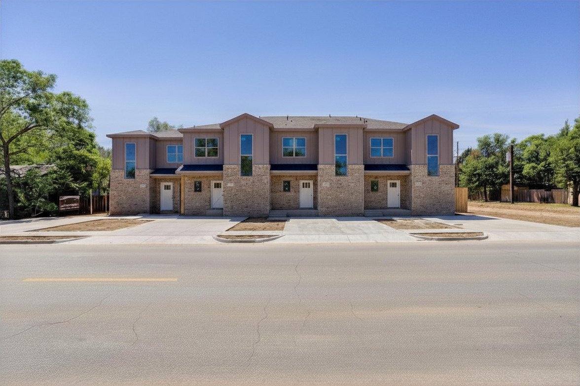 Townhouse for rent at 3423 24th, Lubbock, TX 79410