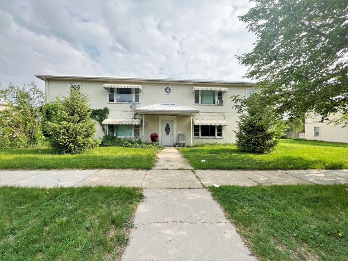 Apartment for rent at 612 E 11th, Mitchell, SD 57301