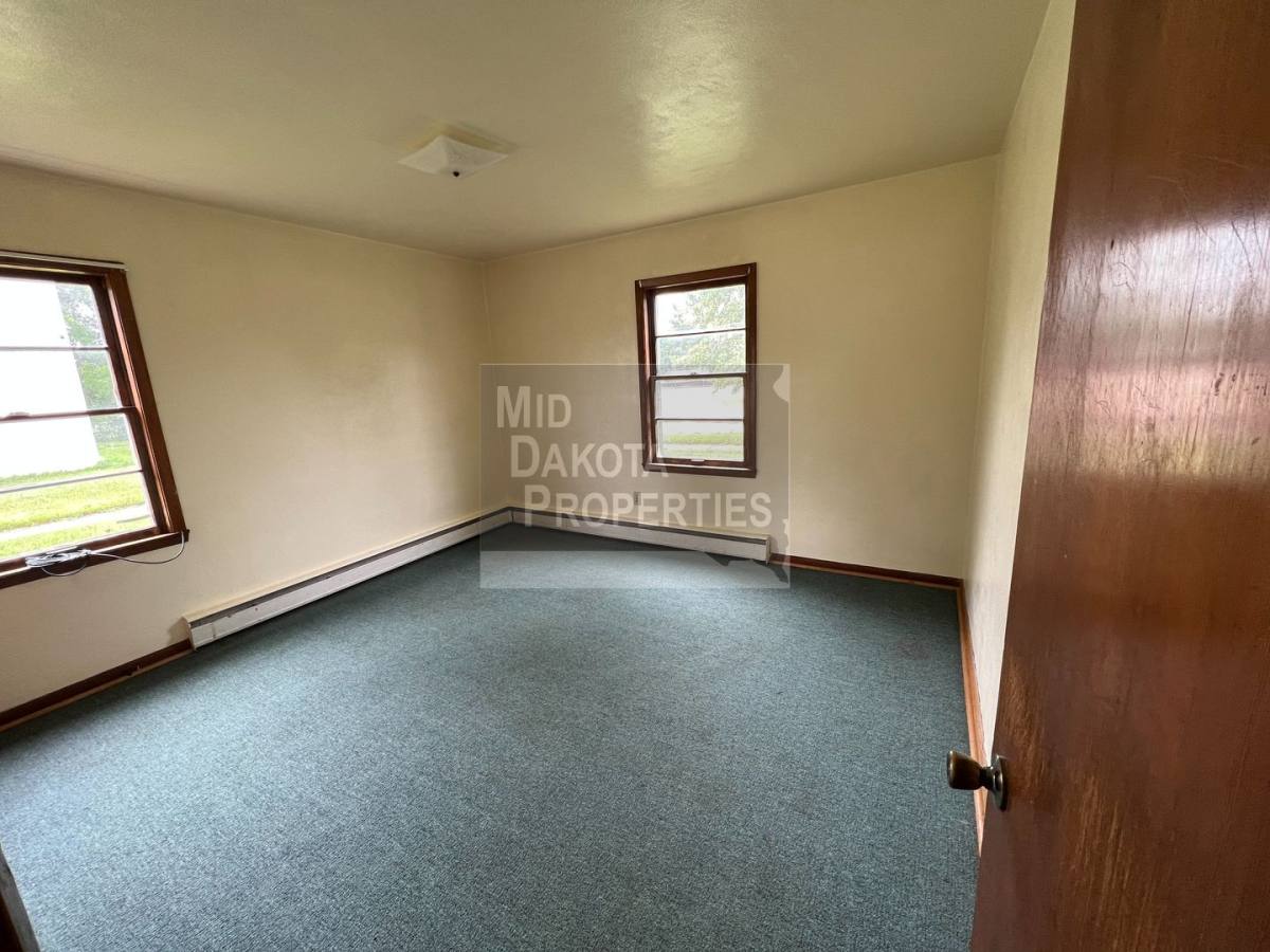 Apartment for rent at 612 E 11th, Mitchell, SD 57301