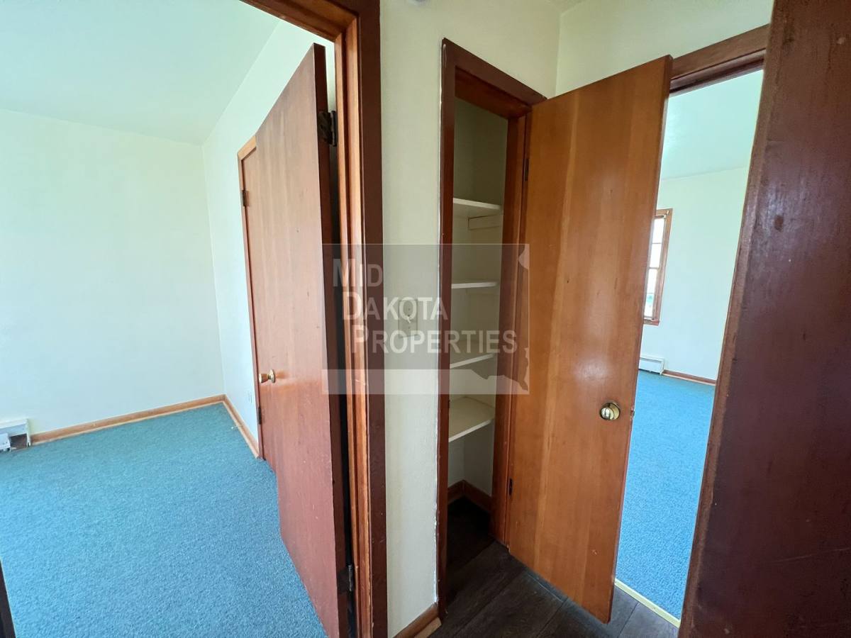 Apartment for rent at 612 E 11th, Mitchell, SD 57301