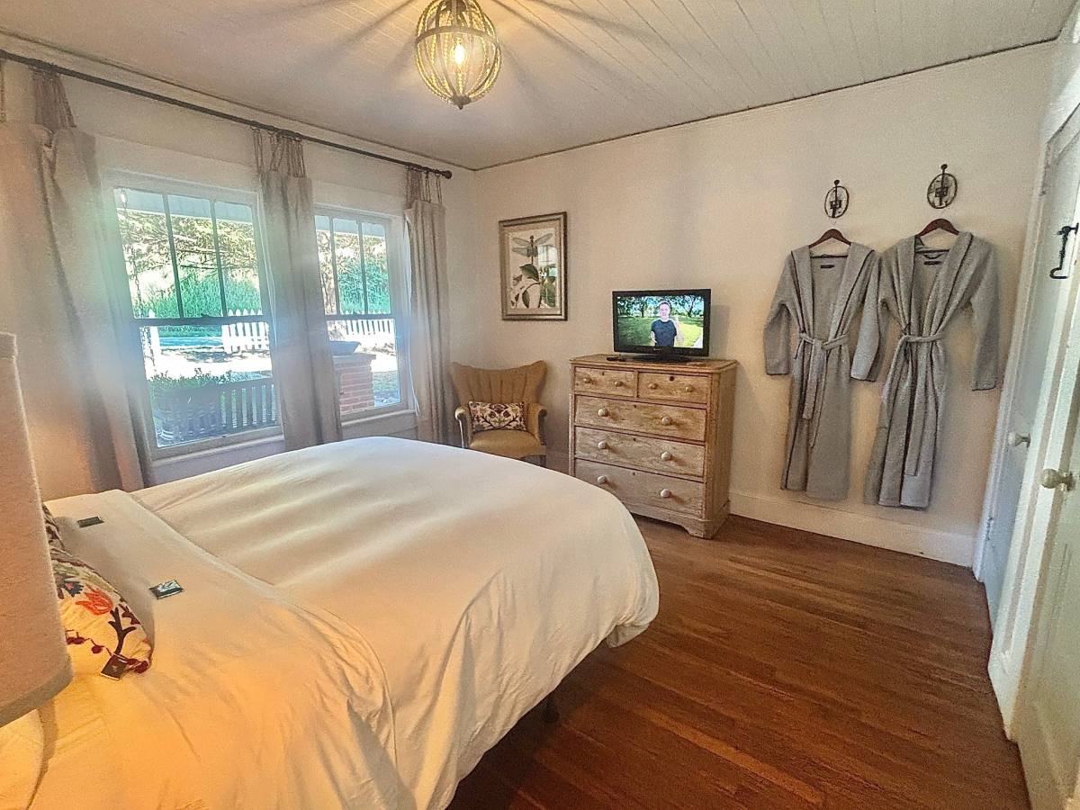 House for rent at 3144 Old Cleavland Rd, Gainesville, GA 30506