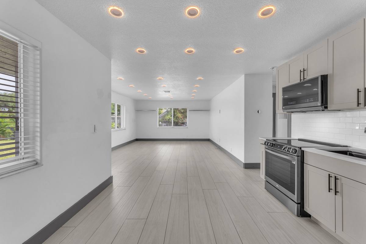 Apartment for rent at 48 SW 13th St 50 Dania Beach, Dania, FL 33004