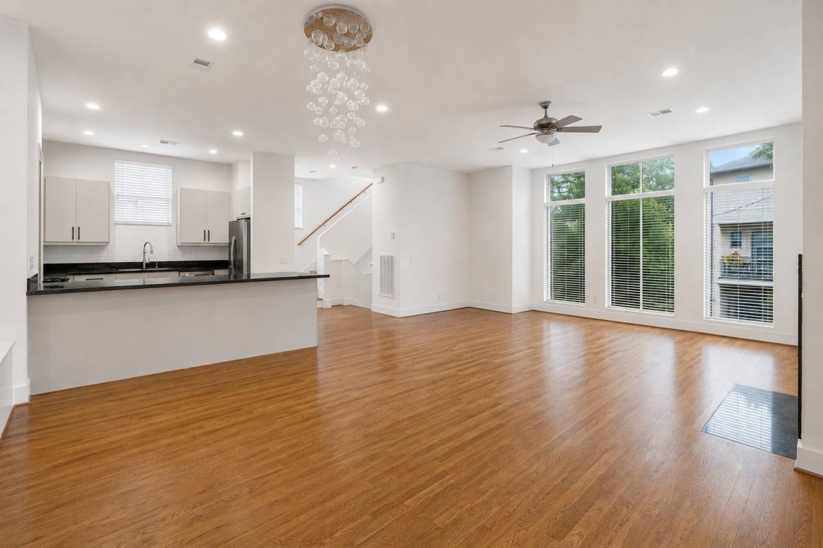 Townhouse for rent at 4307 Feagan St #A, Houston, TX 77007