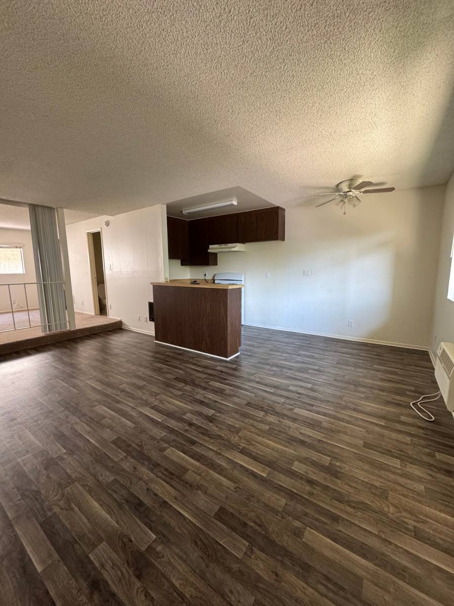 Apartment for rent at 14240 Burbank Blvd #111, Van Nuys, CA 91401