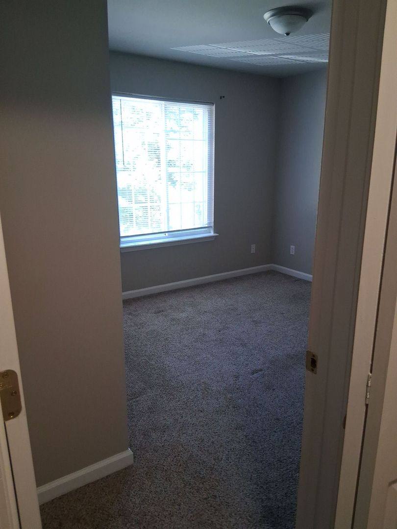Townhouse for rent at 1847 Woodland Trail, Farmington, MO 63640