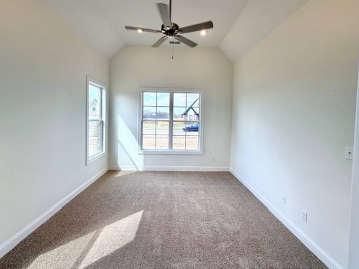 Apartment for rent at 25 Hughetta St N, Oakland, TN 38060