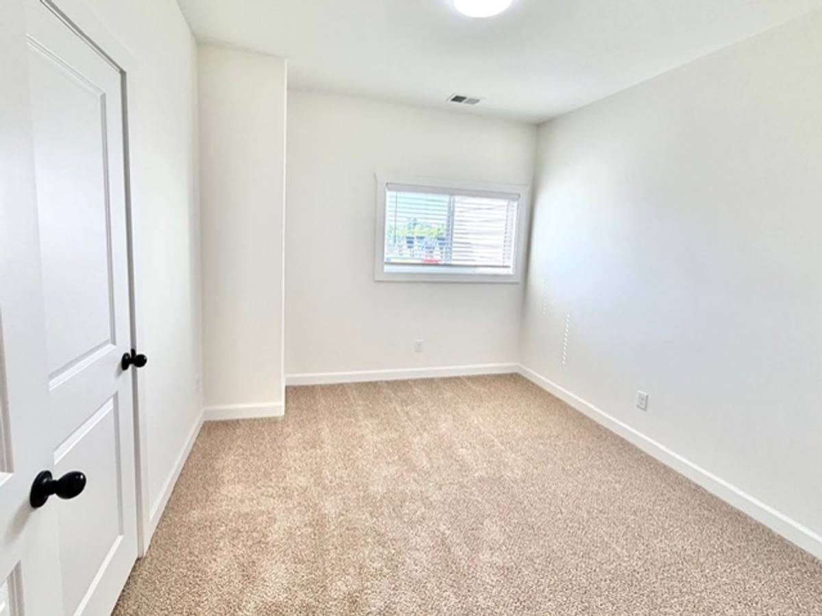 Apartment for rent at 4859 Chatelet Dr, Olive Branch, MS 38654
