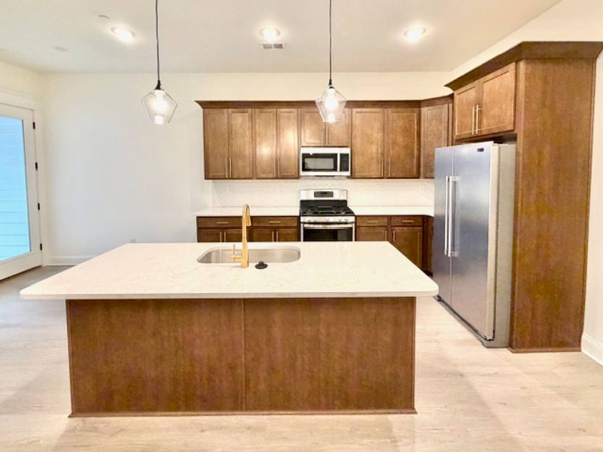 Apartment for rent at 4859 Chatelet Dr, Olive Branch, MS 38654