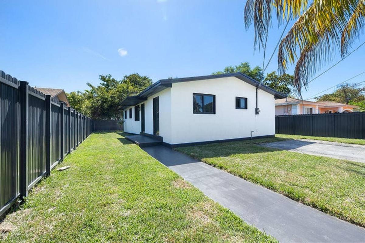 House for rent at 1522 NW 41st St, Miami, FL 33142
