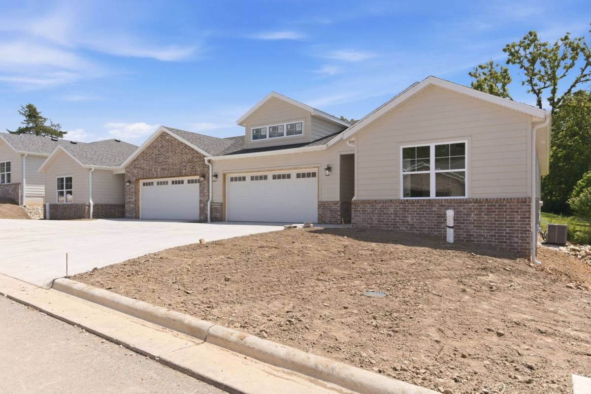 Apartment for rent at 4423 S Reed Ave, Springfield, MO 65804