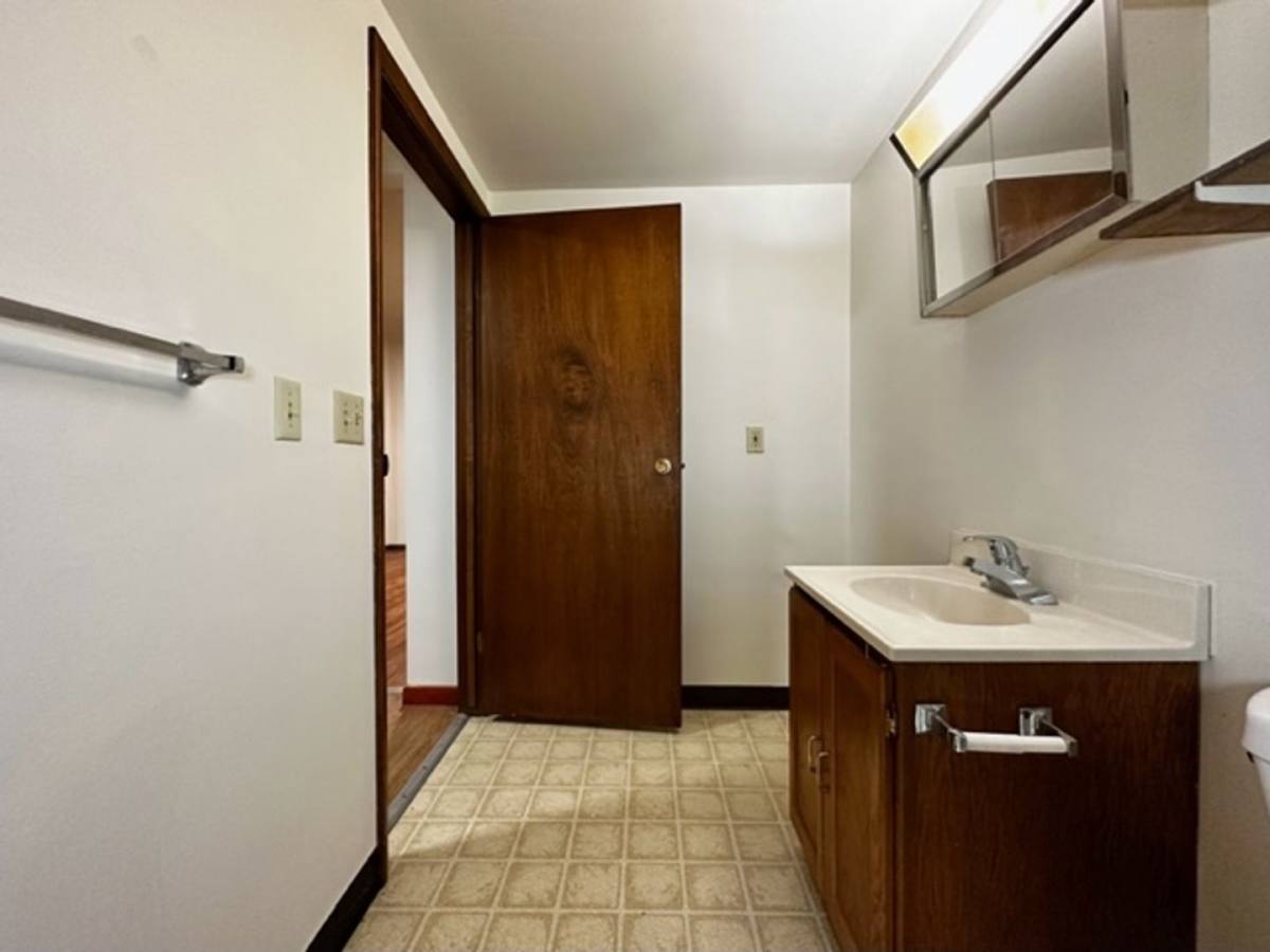Apartment for rent at 420 E Main St, Mishicot, WI 54228