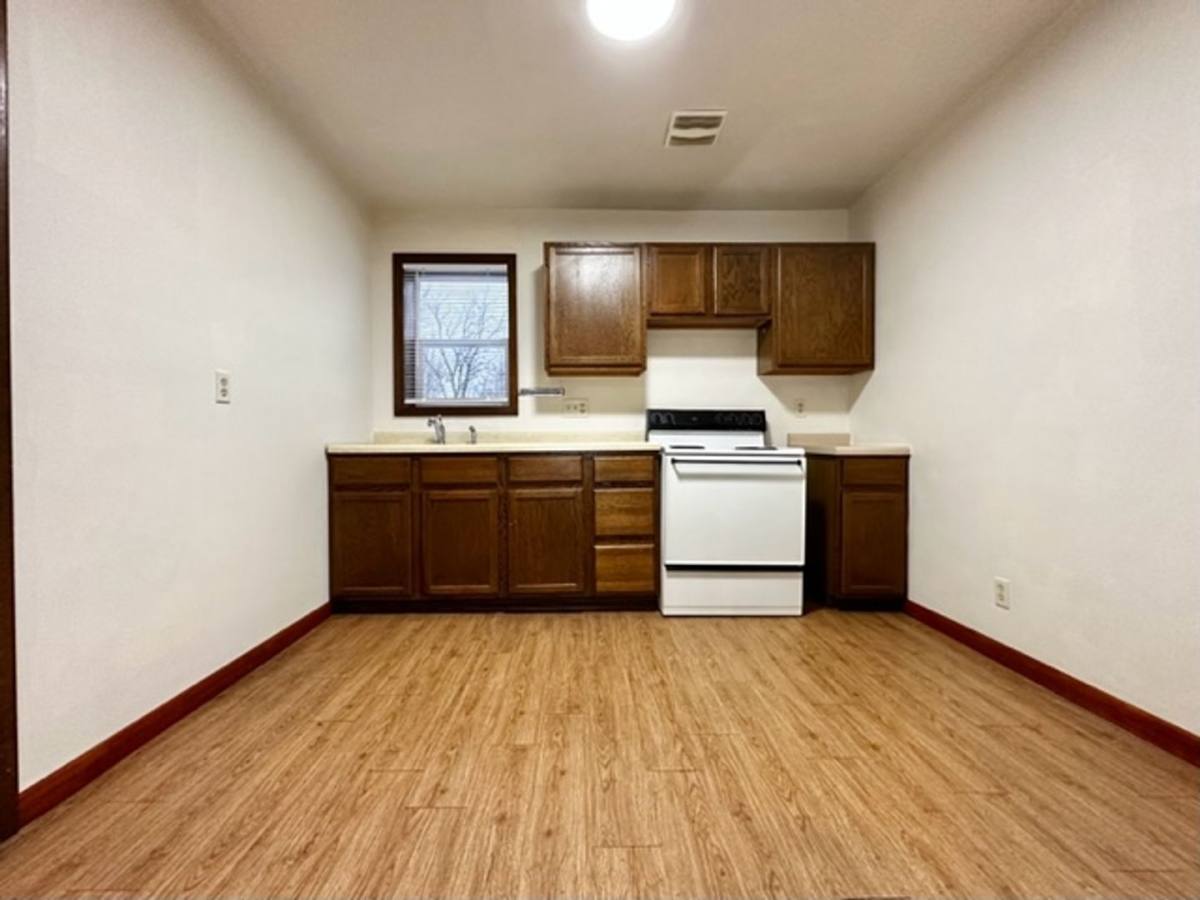 Apartment for rent at 420 E Main St, Mishicot, WI 54228