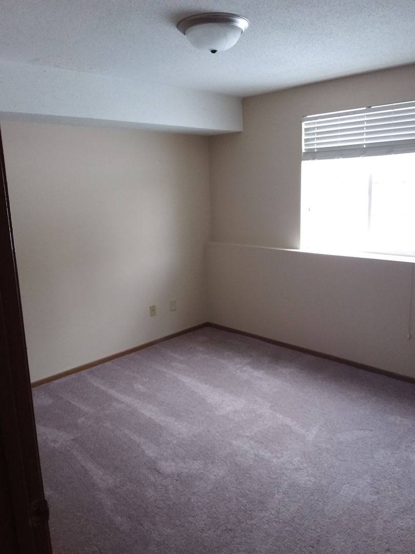 Apartment for rent at 104 Westside Dr, Iowa City, IA 52240