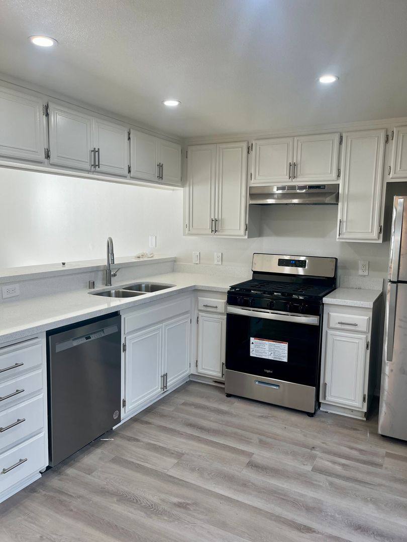 Apartment for rent at 1001 E Cypress Ave, Lompoc, CA 93436