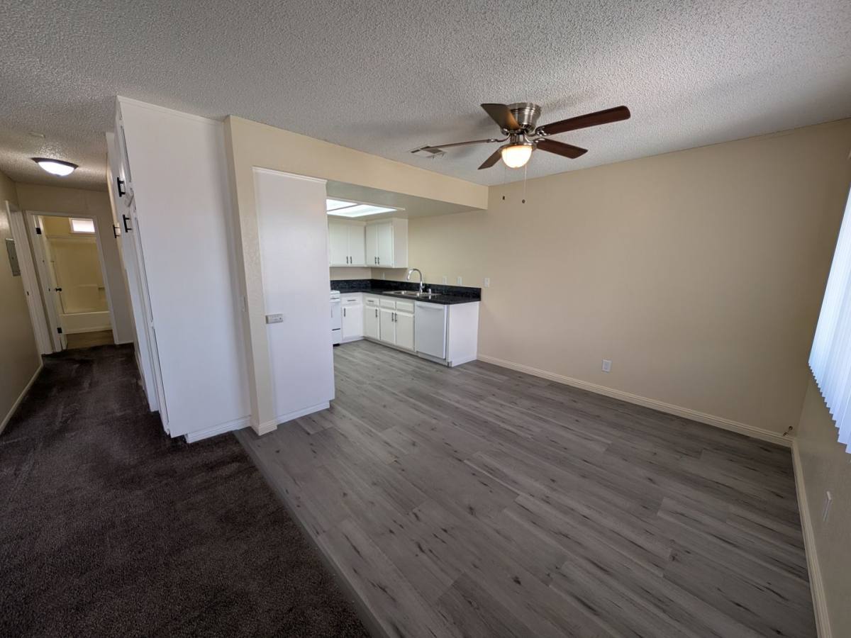 Apartment for rent at 18989 Allegheny Rd, Apple Valley, CA 92307