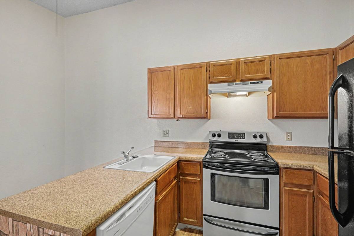 Apartment for rent at 14561 E Ford Place, Aurora, CO 80012