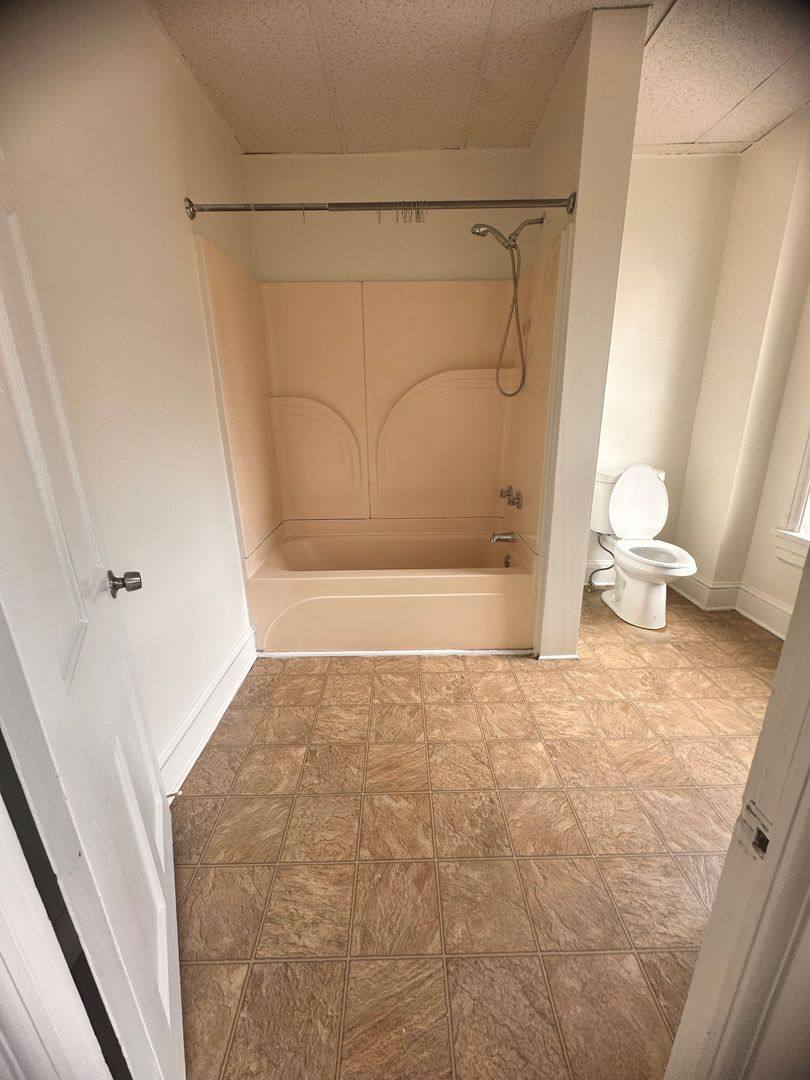 Apartment for rent at 207 - 209 Locust St, Columbia, PA 17512