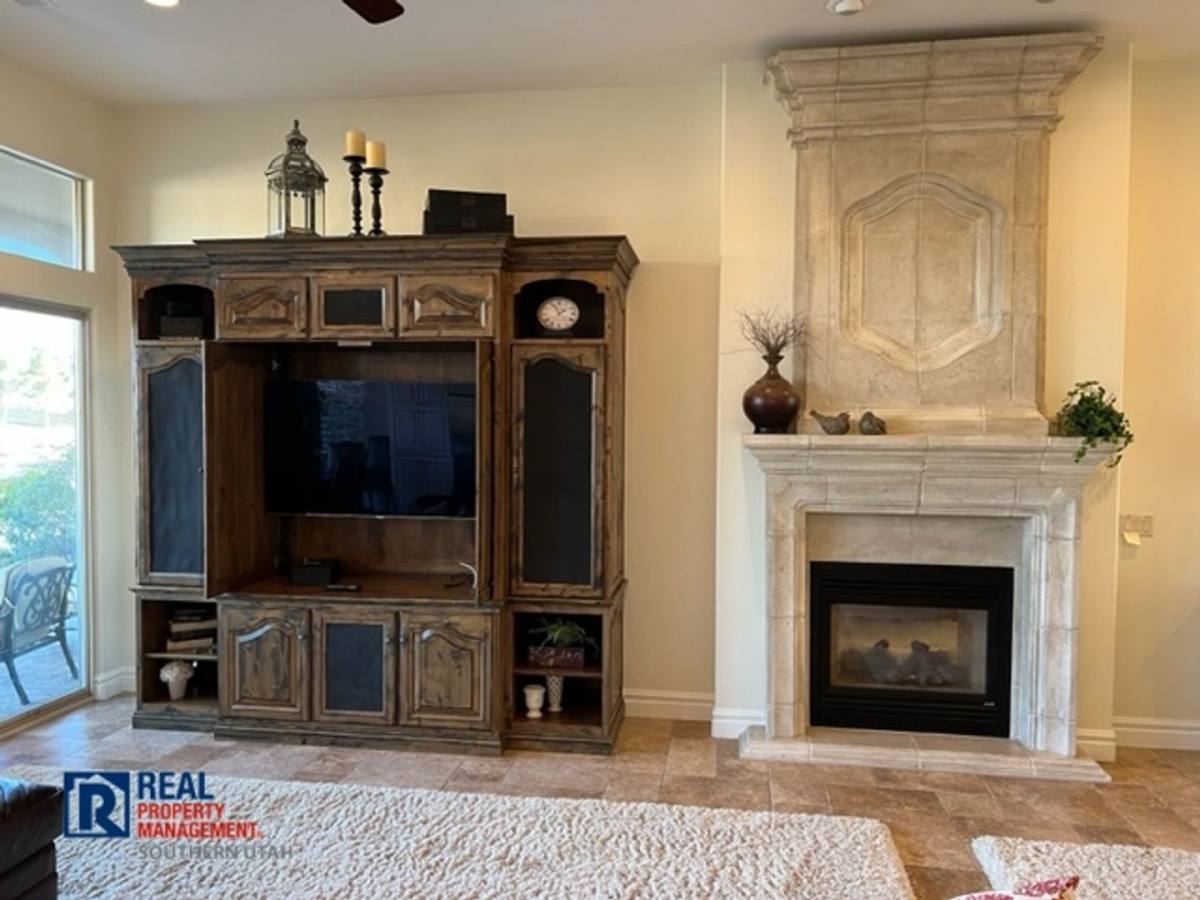 House for rent at 2335 W Sunbrook Dr, Saint George, UT 84770
