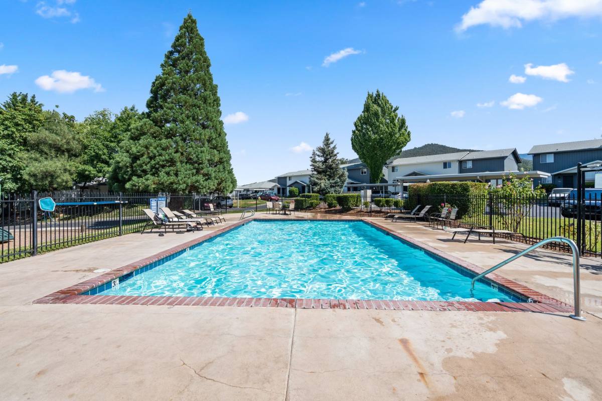 Apartment for rent at 220 W Rapp Rd, Talent, OR 97540