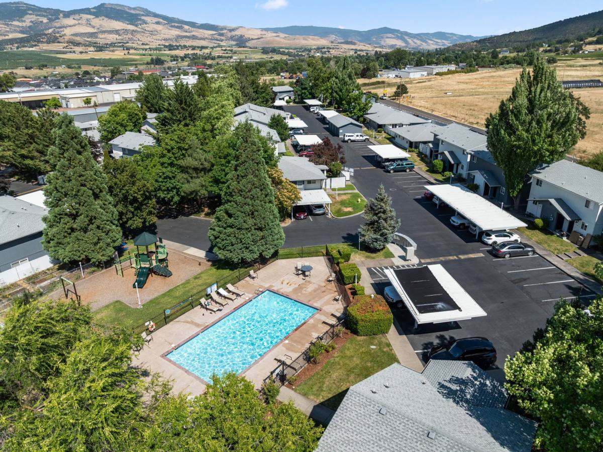 Apartment for rent at 220 W Rapp Rd, Talent, OR 97540