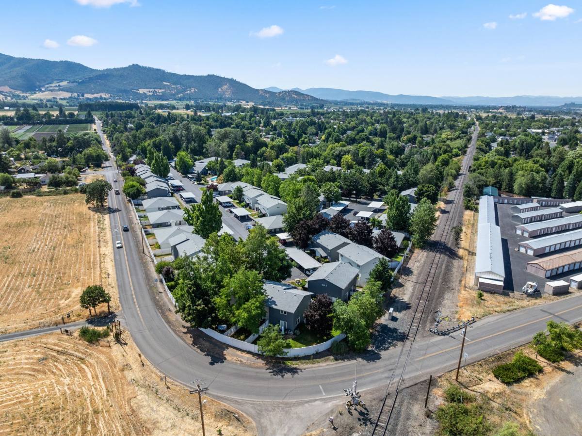 Apartment for rent at 220 W Rapp Rd, Talent, OR 97540