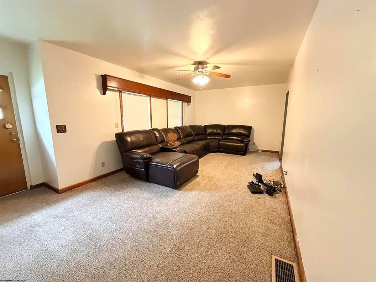 House for rent at 324 8th St, Morgantown, WV 26505