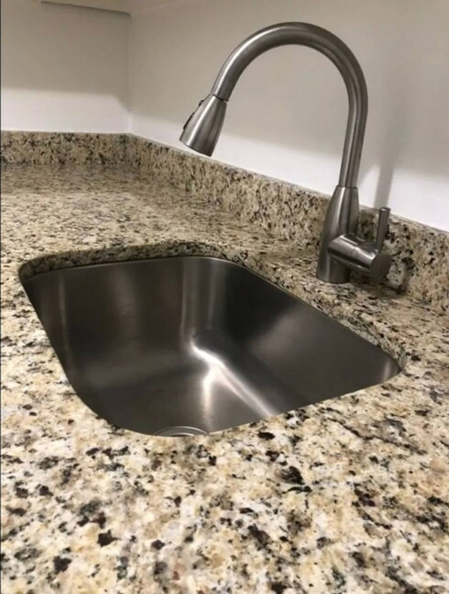 Apartment for rent at 500 S Walter Reed Dr, Arlington, VA 22204