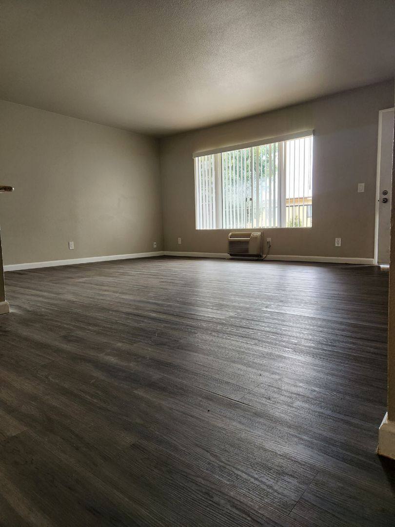Apartment for rent at 31932 Del Cielo Este, Bonsall, CA 92003