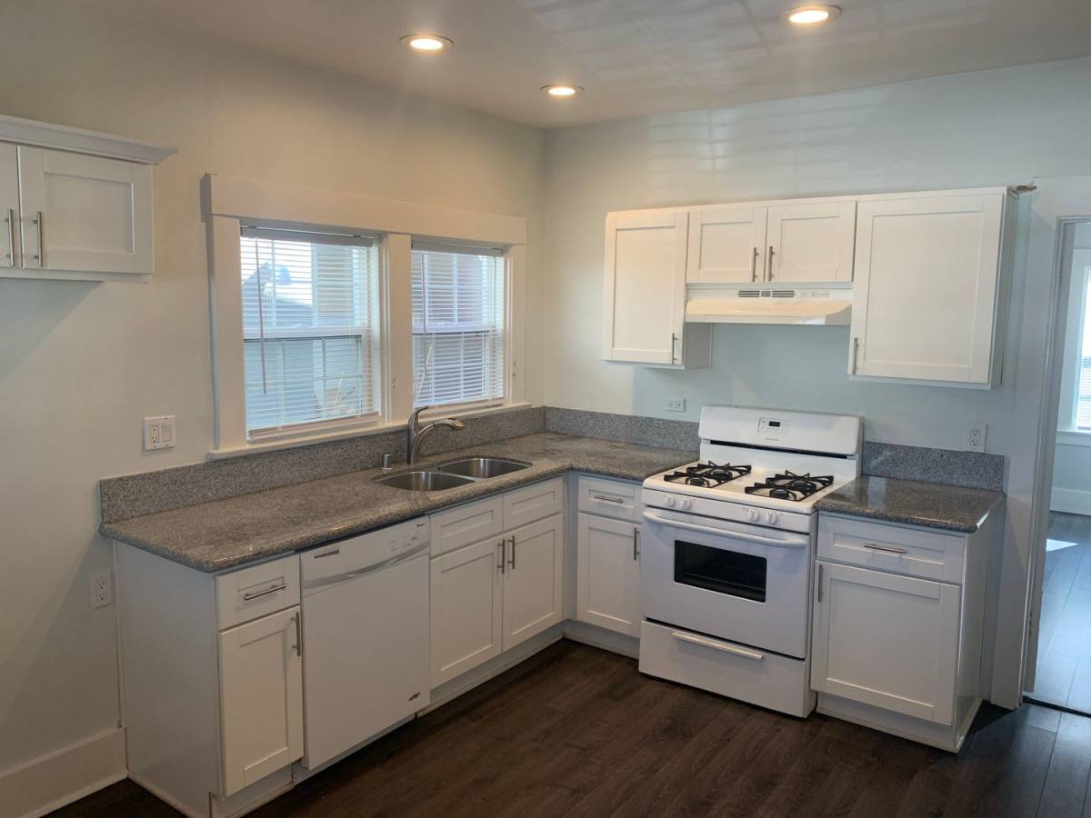 Apartment for rent at 2630 E 4th St, Long Beach, CA 90814