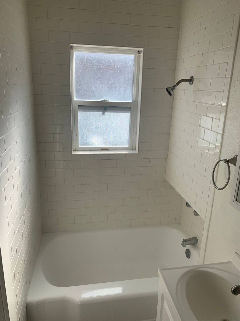 Apartment for rent at 2630 E 4th St, Long Beach, CA 90814