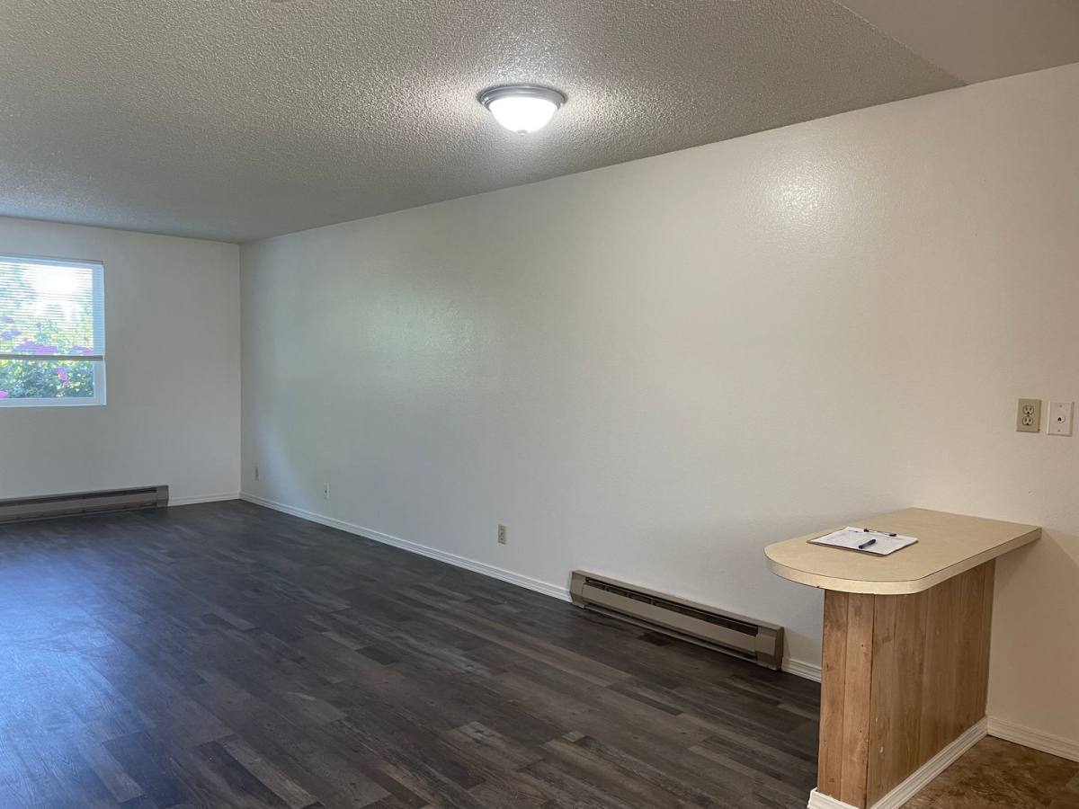 Townhouse for rent at 2024 NE Fairview Ave, Grants Pass, OR 97526