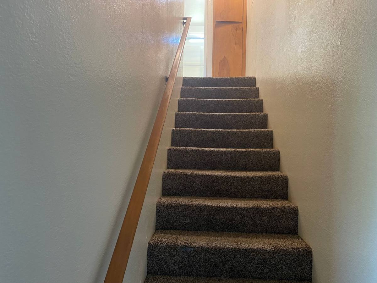 Townhouse for rent at 2024 NE Fairview Ave, Grants Pass, OR 97526